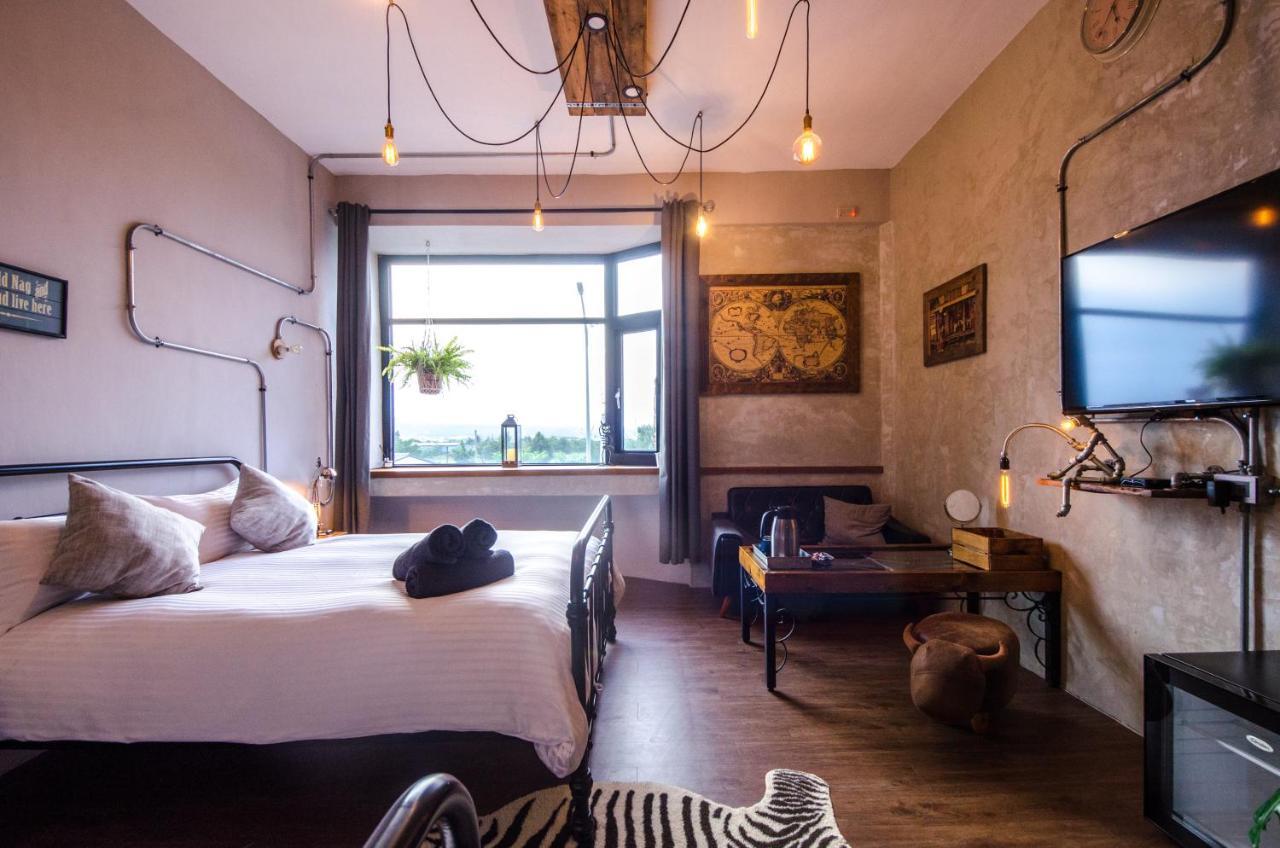 העיר העתיקה הנגצ'ון 墾丁恆春包棟ig Kenting Sleep Inn 住宿i包棟iktvi烤肉i麻將i桌遊i調酒吧i Ig官網私密預約包棟兩天,送調酒! מראה חיצוני תמונה